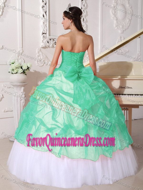 Perfect White and Green Organza Quinces Dresses with Pick-ups and Lace