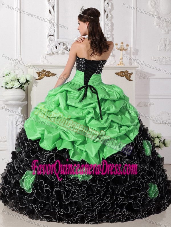 Special Black and Green Organza Quinceanera Gowns with Rolling Flowers