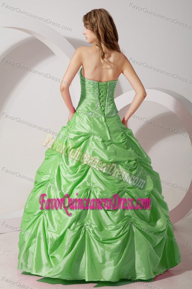 Brand New Strapless Spring Green Taffeta Quinces Dresses with Pick-ups