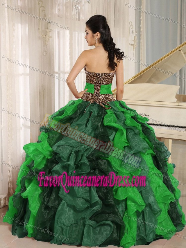 Popular Leopard V-neck Colorful Organza Quinceanera Gowns with Ruffles