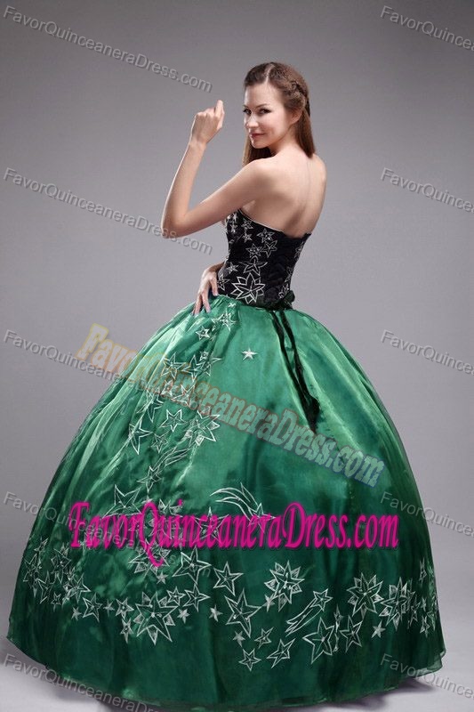 Elegant Green Ball Gown Sweetheart Organza Embroidery Quinceanera Dress