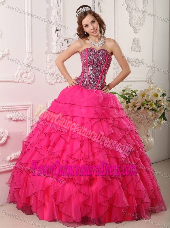 Hot Pink Sweetheart Dresses for Quinceaneras Decorated with Beading on Sale