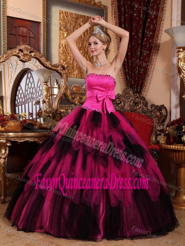 Wonderful Ball Gown Strapless Floor-length Tulle Dresses for Quince with Beading