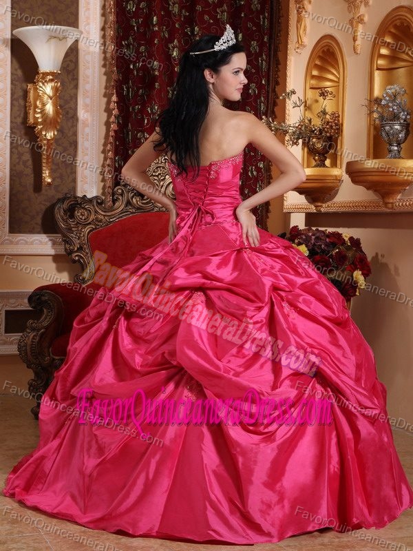 Appliqued Beaded Hot Pink Sweet 15 Dresses Decorated with Pick-ups