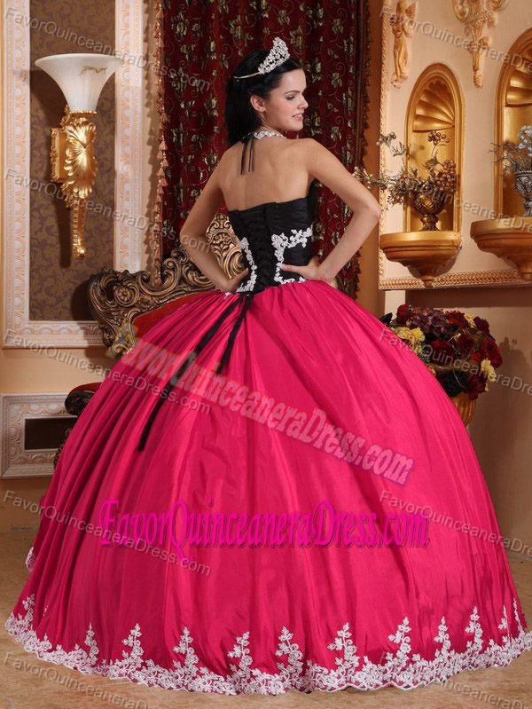 Taffeta and Organza Appliqued Coral Red Ball Gown Quinces Dresses with V-neck