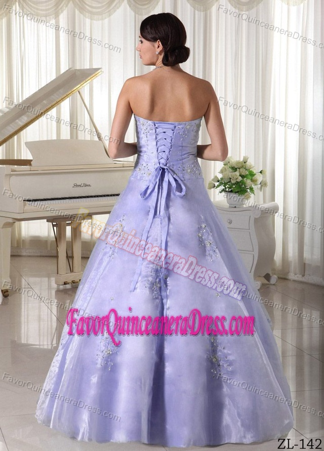 Organza Appliqued A-line Quinceaneras Dress with Beading in Purple