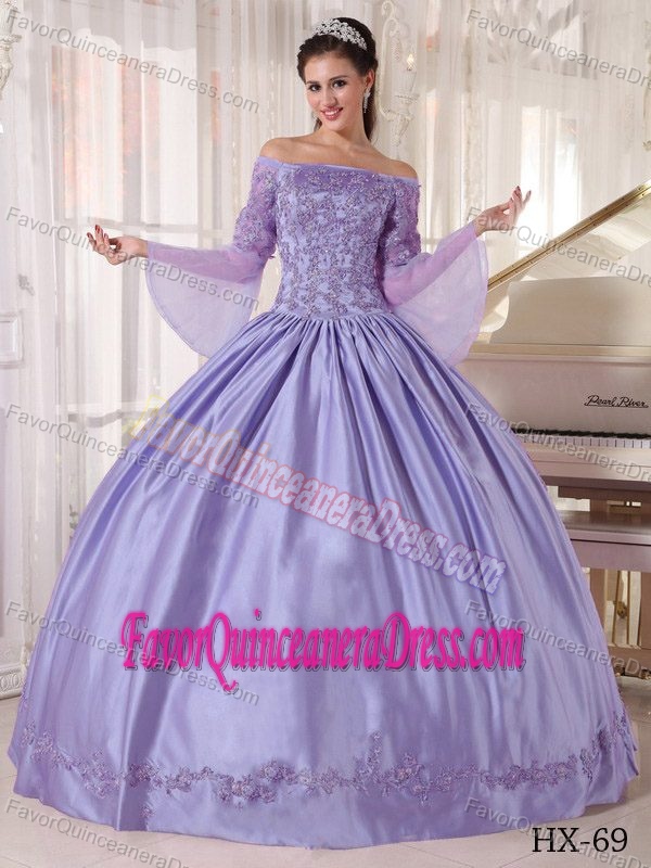 Lavender Ball Gown Off Shoulder Dress for Quince in Taffeta and Organza