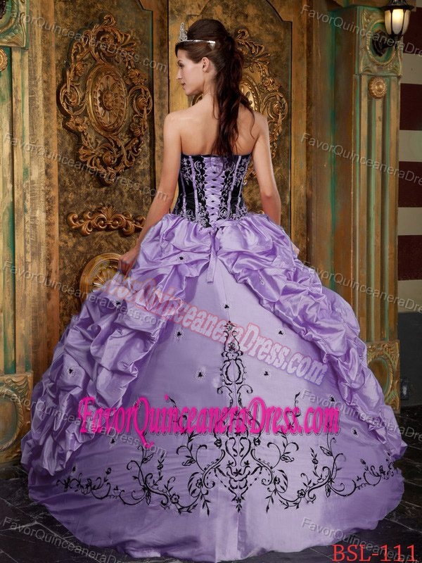 Lavender Ball Gown Strapless Dress for Quinceanera with Embroidery