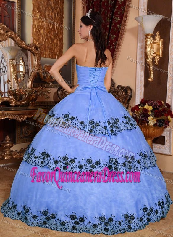 Blue Strapless Floor-length Ball Gown Organza Quinceanera Dress with Appliques