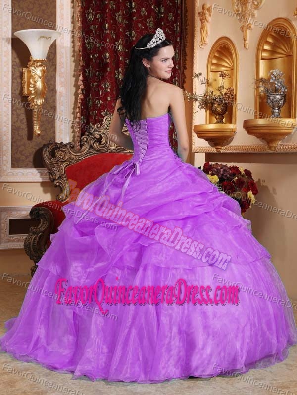 Surprising Beaded Lavender Organza Ball Gown Quince Dresses Cheap