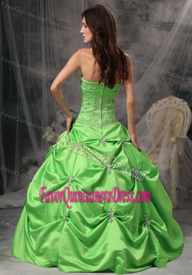Real Embroidery Beading Quince Dress in Spring Green Strapless Taffeta