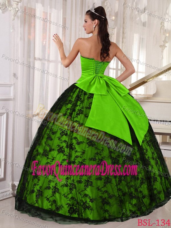 Sweetheart Hot Quinceanera Dress with Lace and Taffeta in Spring Green