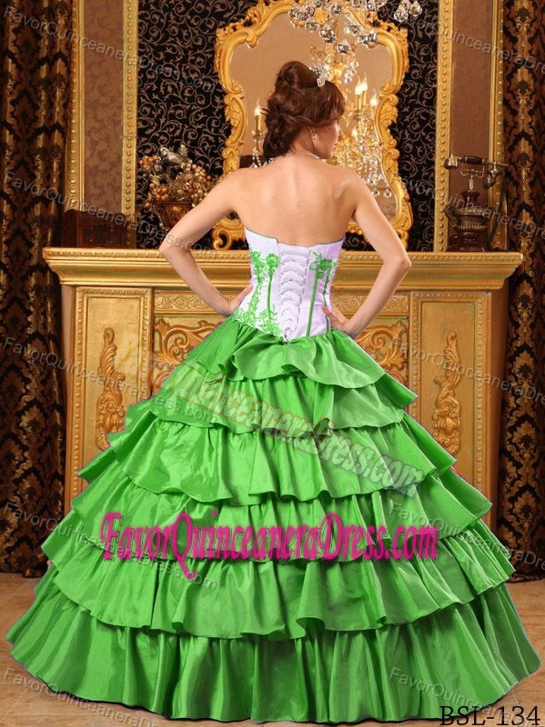 Luxurious Ruffles Embroidery Quince Dress Lime Green Sweetheart Taffeta