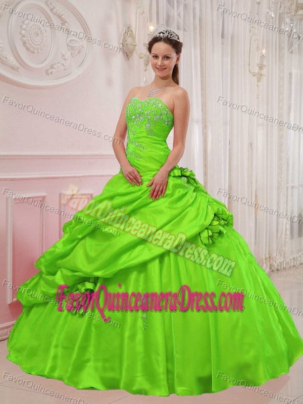 Beautiful Lime Green Quinceanera Dress with Appliques Sweetheart Taffeta