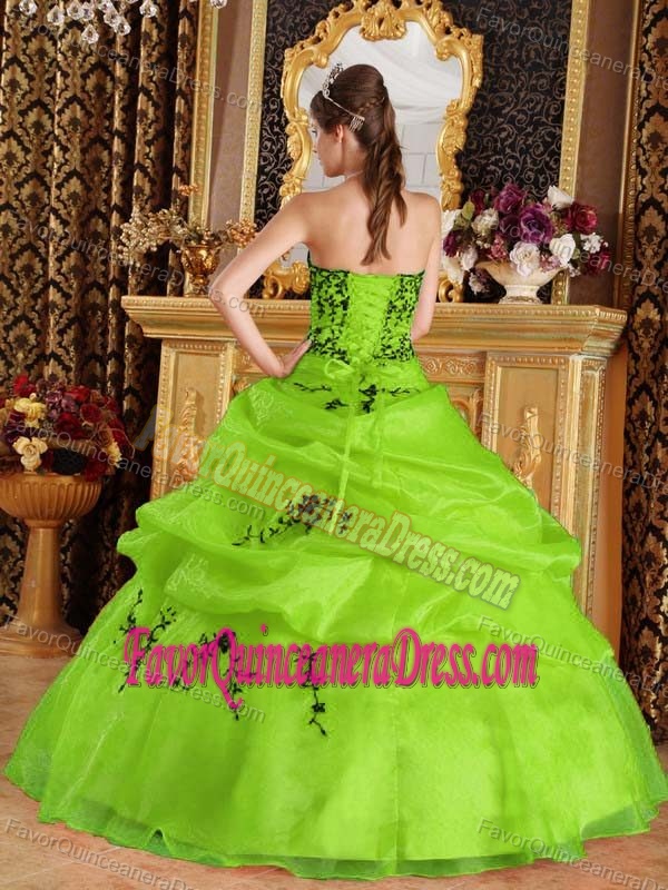 Yellow Green Sweetheart Satin and Organza Embroidery Quinceanera Dress