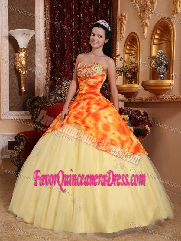 New Style Sweetheart Light Yellow Tulle Quinceanera Gown with Appliques