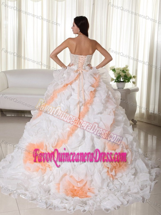 Wholesale White Organza Sweet Sixteen Dresses with Appliques and Ruffles