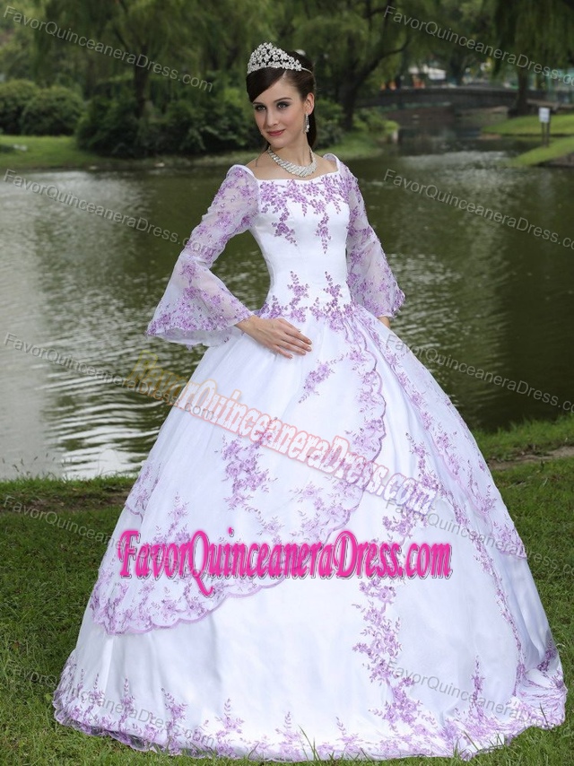 Unique Long Sleeves White Quinceanera Dresses with Embroidery in Taffeta