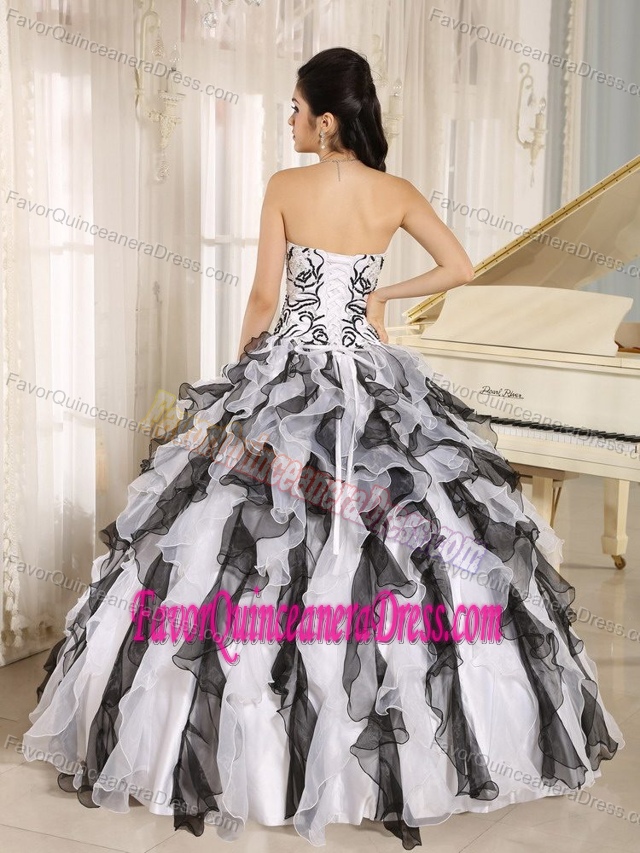 New Style White and Black Organza Strapless Quinces Dresses with Ruffles