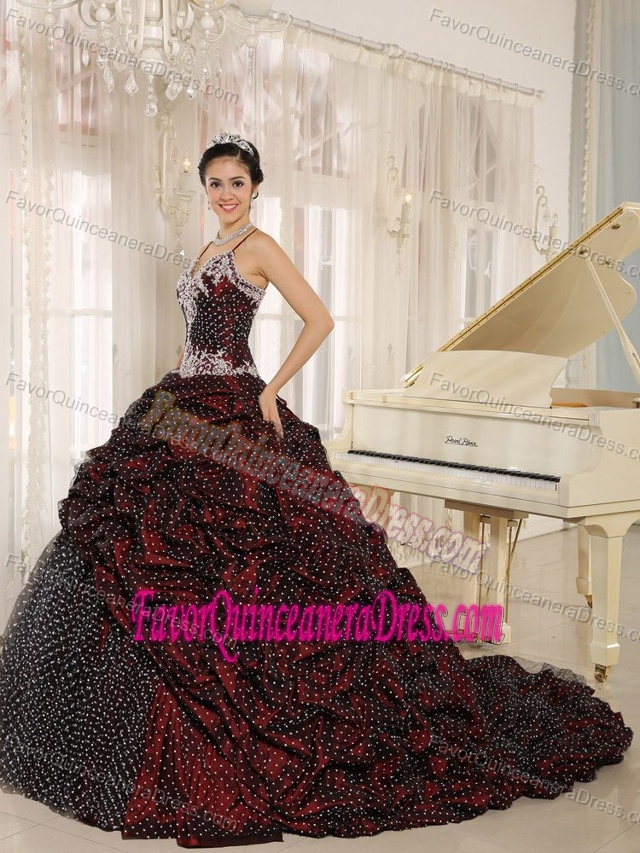 Elegant Burgundy Special Fabric Quinces Dresses with Pick-ups and Straps