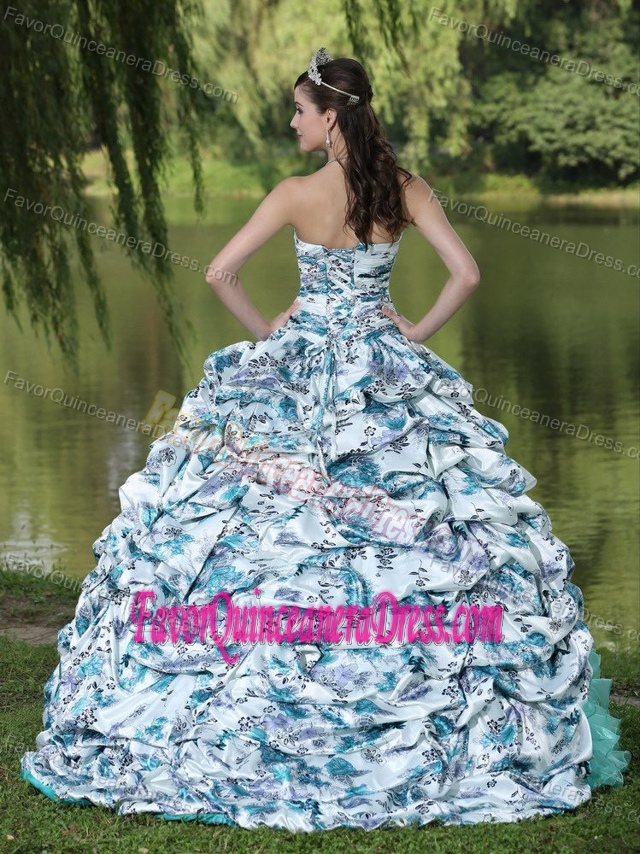 New Style Colorful Printed Sweet Sixteen Dresses with Pick-ups and Ruffles