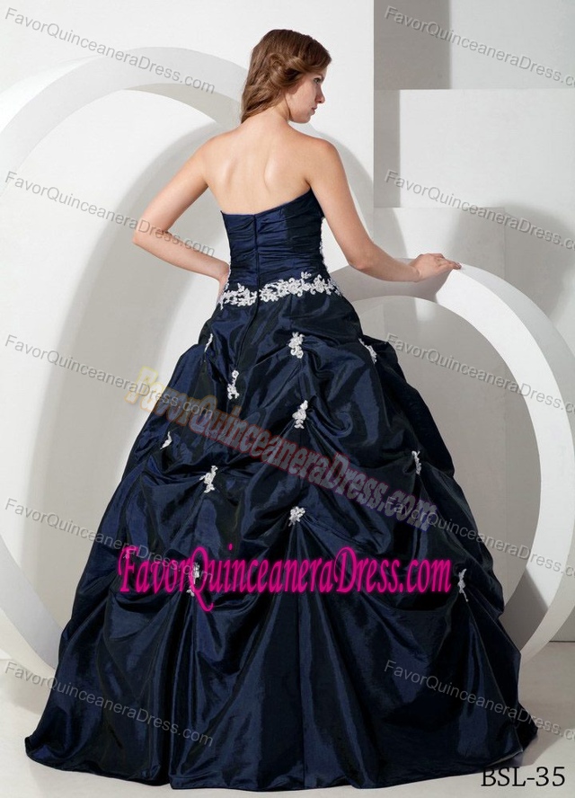 Floor-length Taffeta Appliqued Dress for Quinceanera with Sweetheart