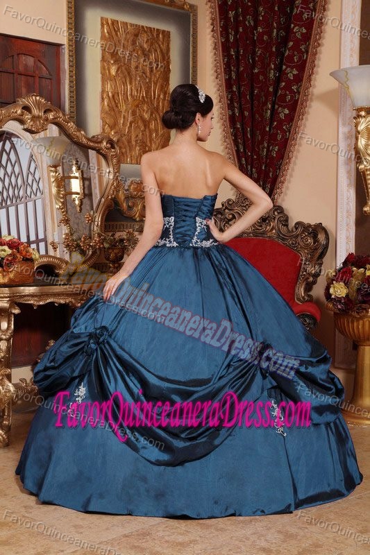 Sweetheart Appliqued Navy Blue Ball Gown for Quinceanera Gown in Satin