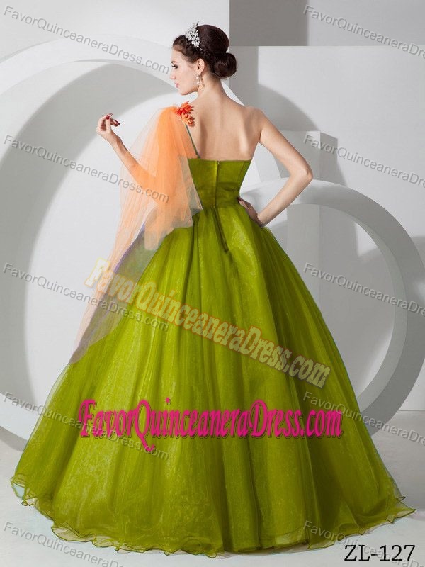 One Shoulder Organza Olive Green Sweet 16 Dresses with Hand Made Flowers