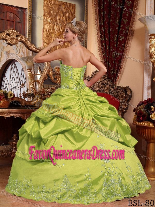 Recommended Embroidery and Beading Quince Dress Olive Sweetheart Taffeta