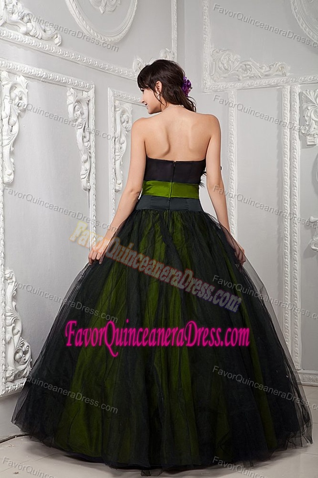 Unique Strapless Black Tulle Quinceanera Dress with Beading and Feather