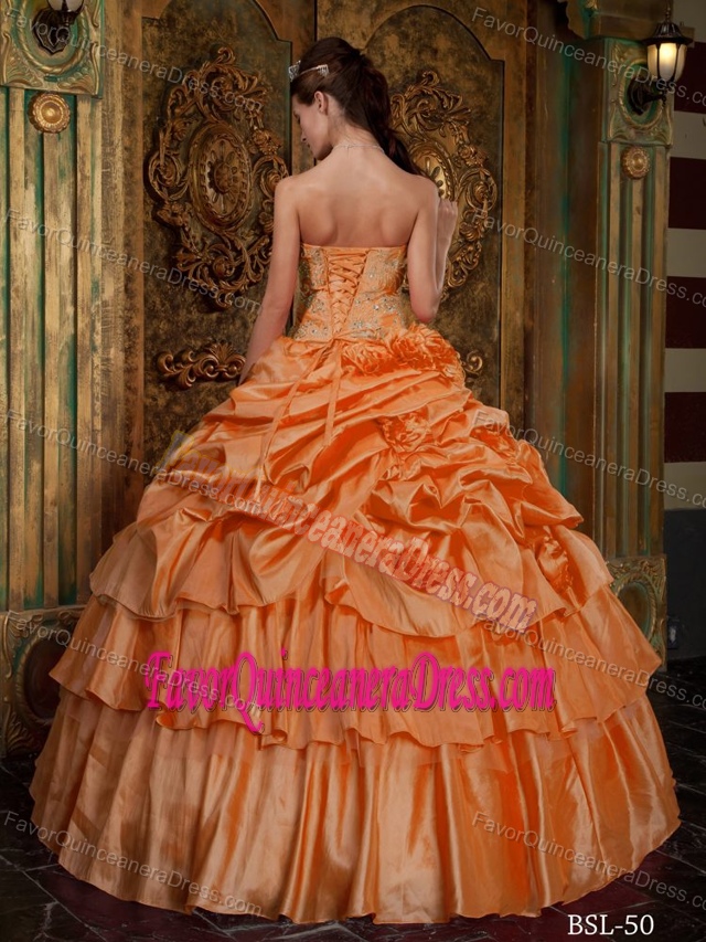 Attractive Ball Gown Strapless Quinceanera Dress with Pick-up and Beading