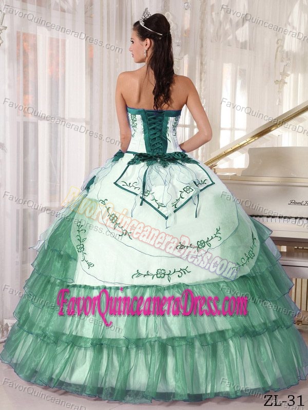 Good Quality Organza Satin Tiered Two-Toned Quince Dress with Embroidery