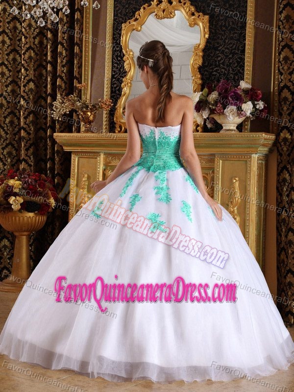 Hot Sale Sweetheart White Taffeta and Tulle Quinceanera Gowns with Appliques