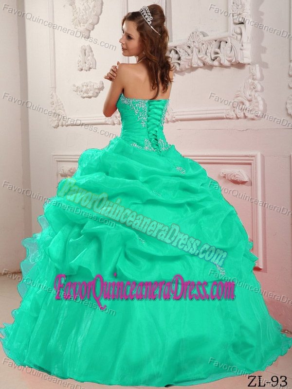 Fabulous Beaded Organza Apple Green Quinces Dresses with Pick-ups