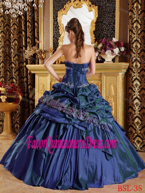 Cheap Pick-ups Taffeta Purple Quinceanera Gown Dresses on Promotion