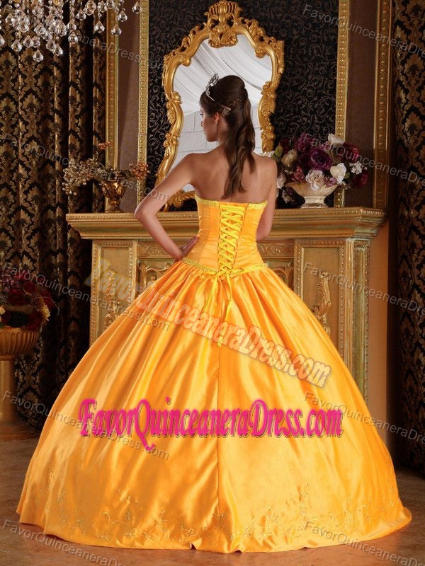 Strapless Floor-length Embroidery Golden Ball Gown Dress for Quince in Satin