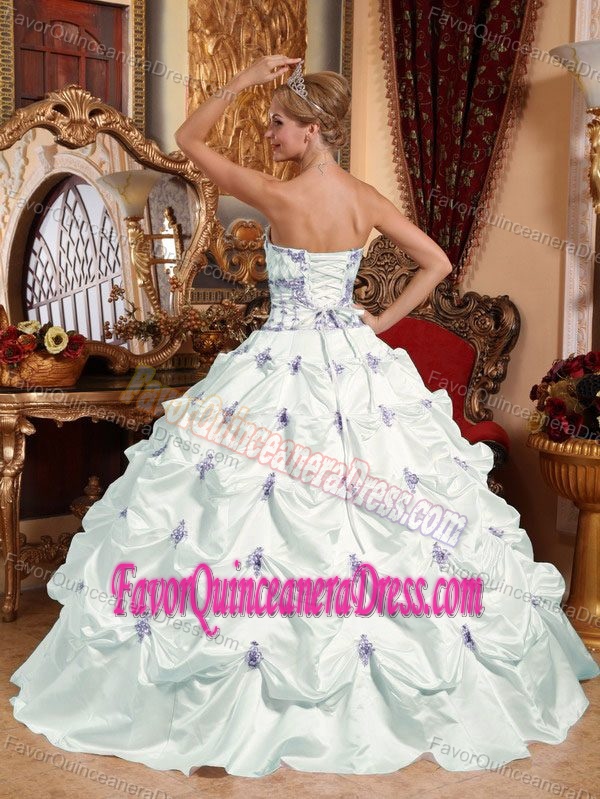 White Ball Gown Strapless Floor-length Taffeta Dress for Quince with Appliques