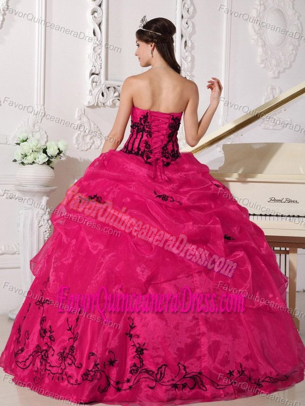 Ball Gown Strapless Organza Red and Black Dress for Quince with Appliques