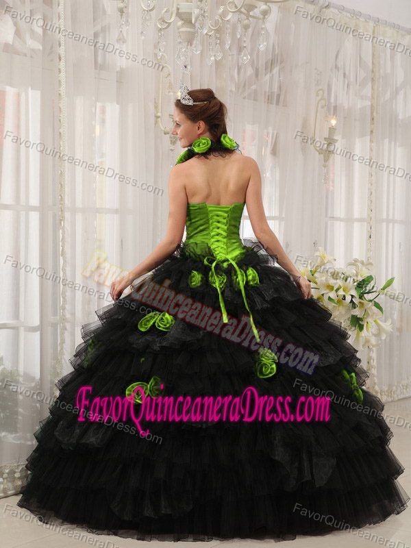 Taffeta and Organza Spring Green and Black Quince Dresses with Handle Flowers