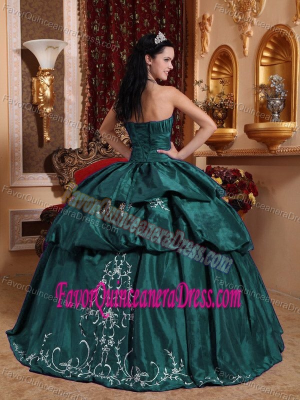 The Brand New Style Teal Taffeta Quinceanera Gown Dress with Embroidery