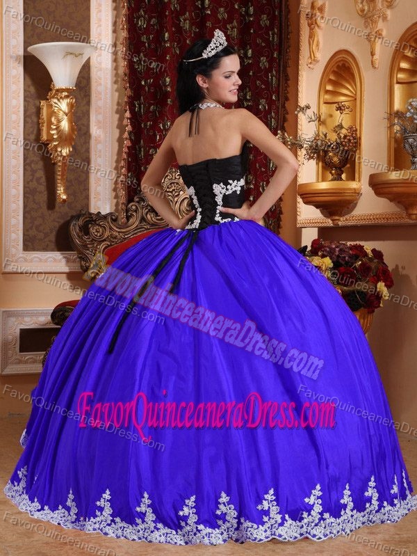 Blue V-neck Taffeta and Organza Quinceanera Gowns with Appliques