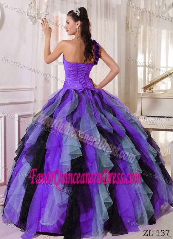 Latest Colorful Single Shoulder Quinceanera Gown with Ruffles in Organza