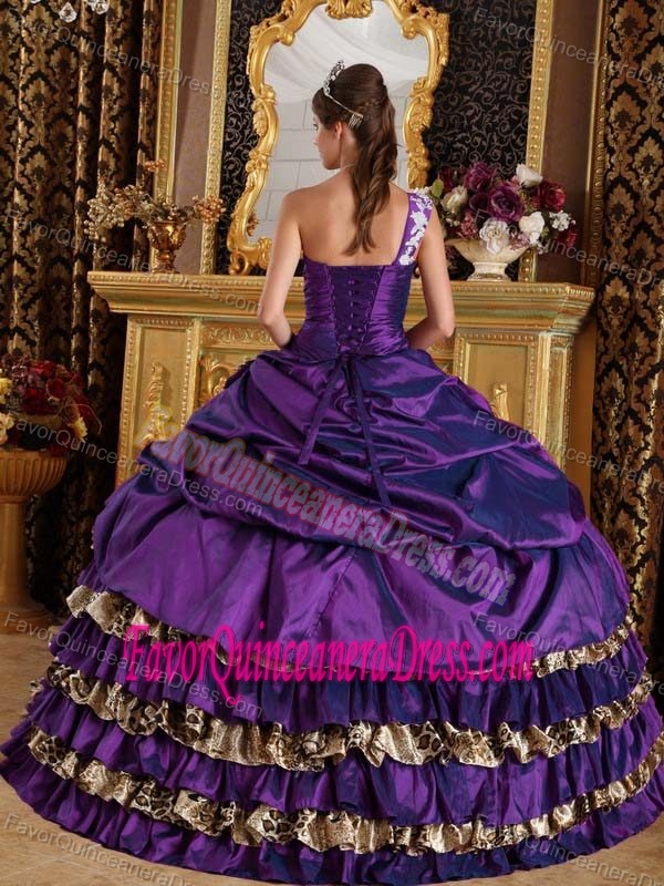 Dark Purple Taffeta and Leopard Appliqued Quince Dresses with One Shoulder