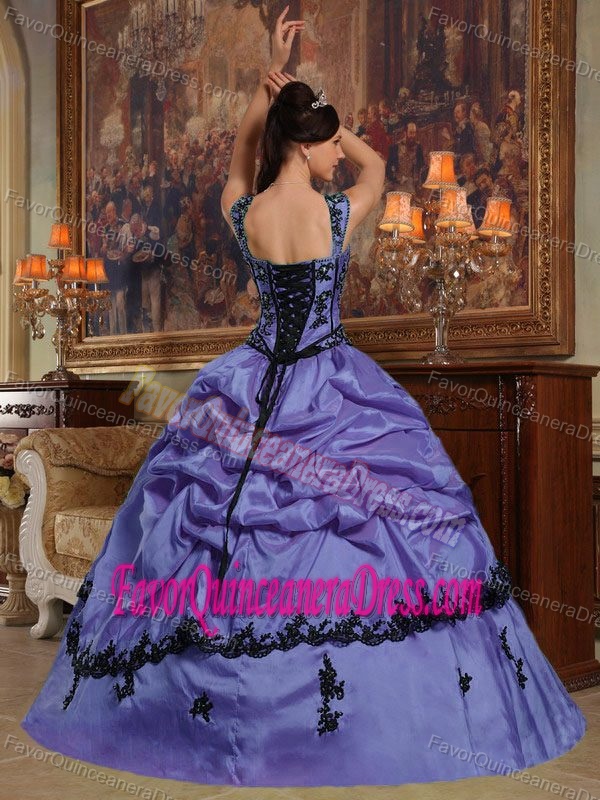 Taffeta Purple Ball Gown Appliqued for 2013 Quinceanera Gowns with Straps