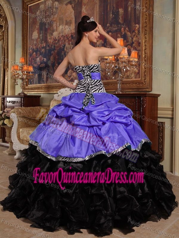 Sweetheart Taffeta Organza Purple and Black Quince Dresses with Pick-ups