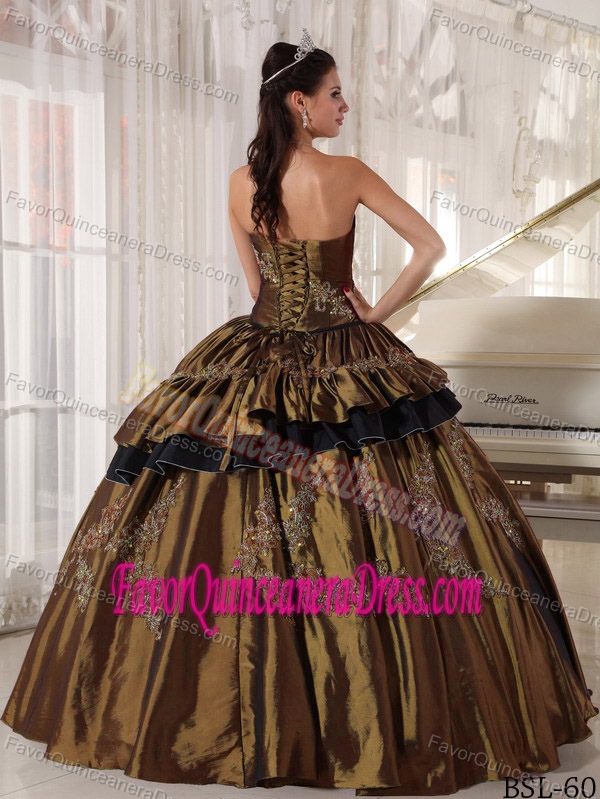 Princess Floor-length Taffeta Quinceanera Gown Dresses with Beading