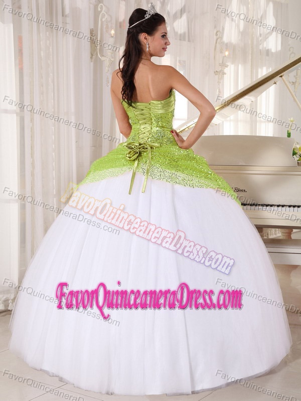 Yellow Green and White Tulle Sequined Quinceanera Gown with Appliques
