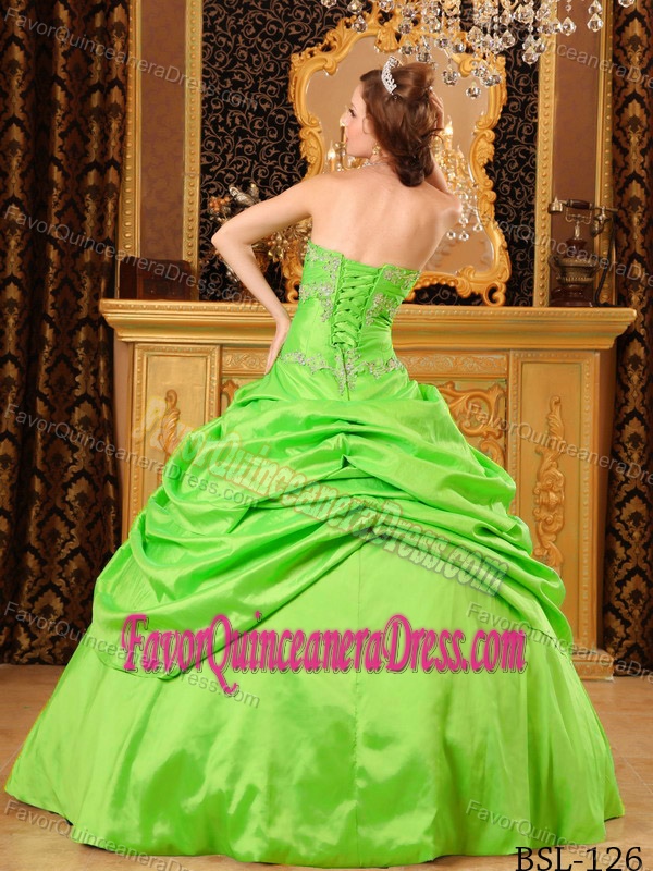 Luxurious Strapless Taffeta Beaded Quinceanera Dress in Spring Green