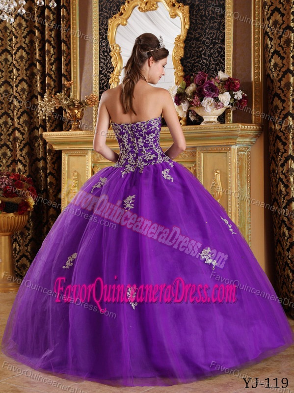 Vintage Purple Floor-length Appliqued Quinceanera Gown Dress in Tulle