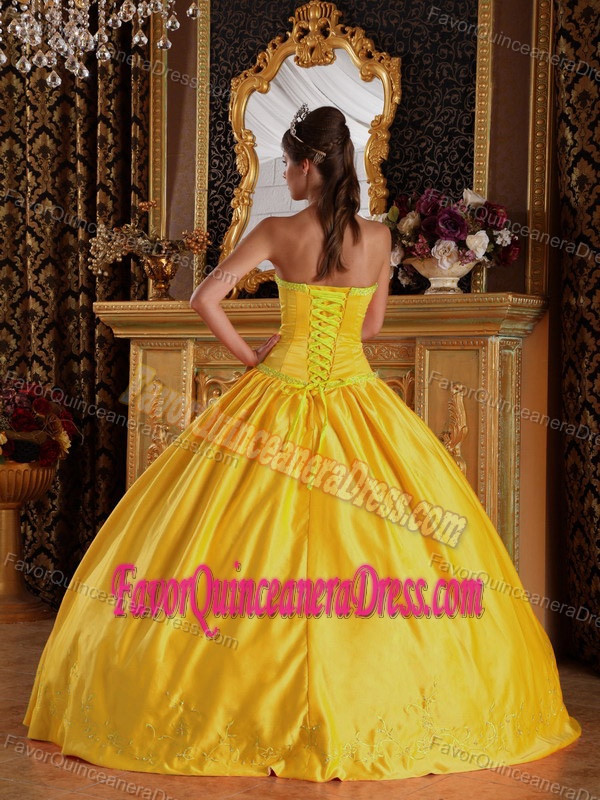 Puffy Gold Floor-length Satin Quinceanera Gown Dress with Embroidery